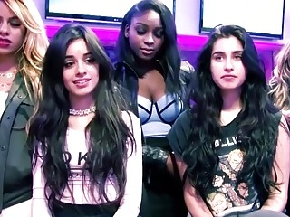 Video de chicas lindas en una banda musical